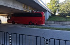 avtobus-se-zakleshti-pod-most-plovdiv-719.jpg