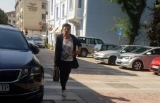 advokat-chuzhbina-otlozhi-deloto-923.jpg