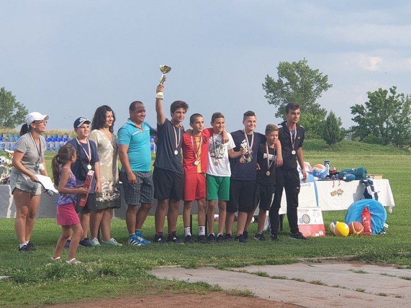 Спортен празник в Раковски: малки и големи мерят сили в 10 вида спорт