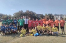 bivsh-nigeriiski-futbolist-uchi-detsata-486.jpg