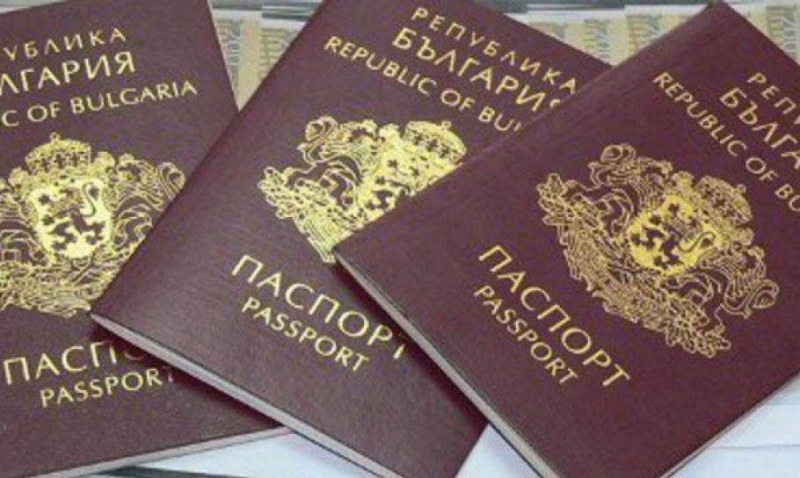 Ще сменяме паспортите през 10 години, ще можем да ги получаваме и по пощата