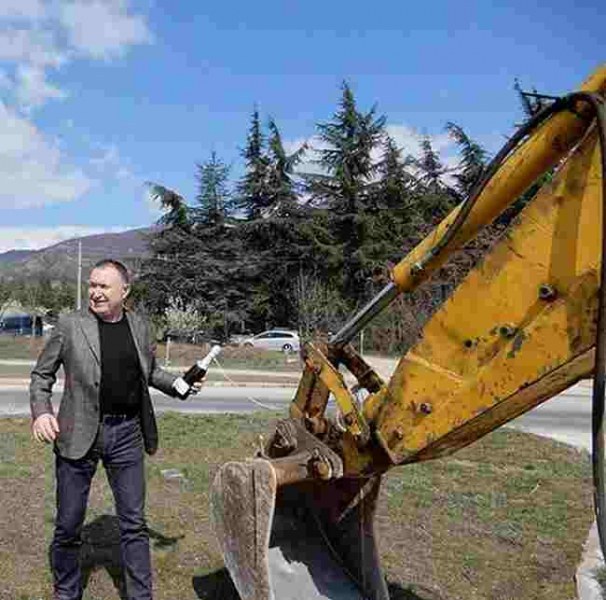Третото кръгово на Карлово е на финалната права, затварят пътя Карлово - Сопот