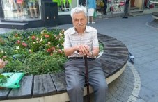 diado-sando-plovdiv-navarshi-105-godini-450.jpg