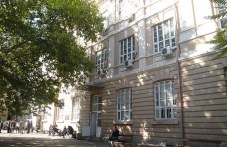 plovdivskiiat-universitet-zapalnen-70-416.jpg