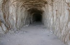 legendite-sa-zhivi-taen-tunel-pod-054.jpeg