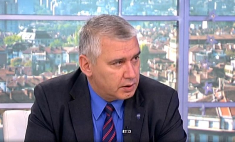 Отпуски вместо пари за извънреден труд ще дават на полицаите в МВР