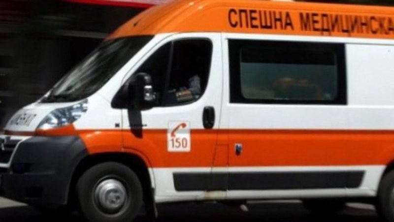 Тежка катастрофа затвори път край Пловдив, момче загина на място