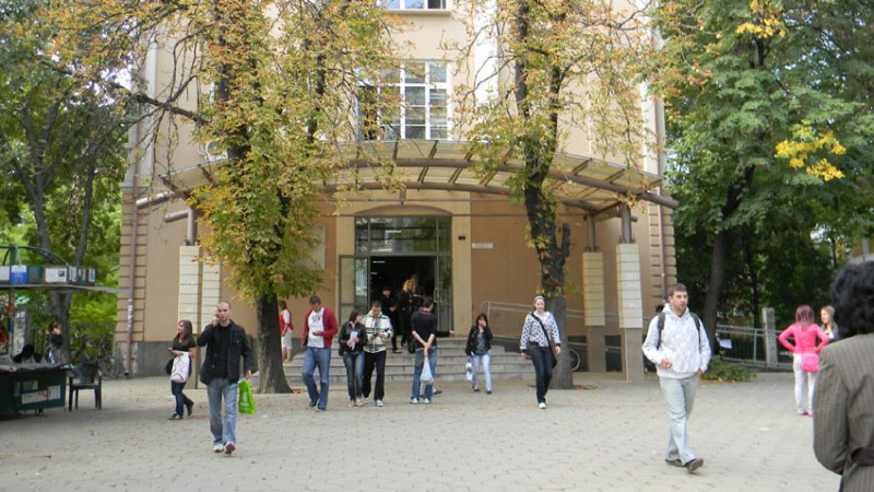 Пловдивският университет почти запълнен, има малко свободни места в интересни специалности