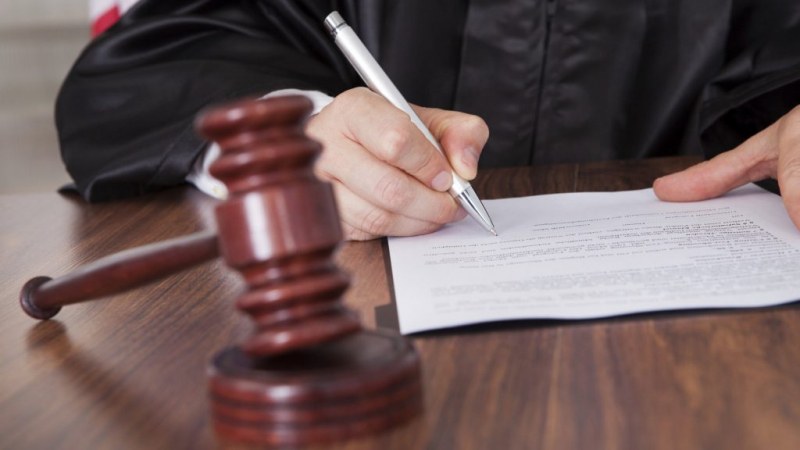 Дългогодишен спор между бивши свекърва и снаха се пренесе в Карловския съд, поводът - ремонт