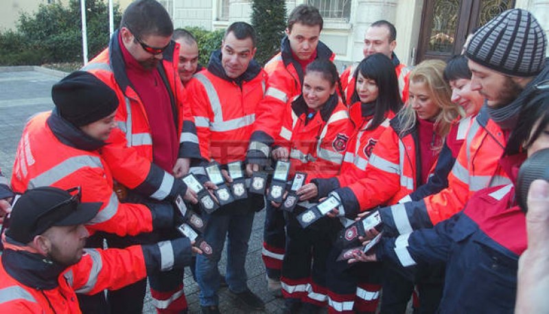 Доброволци от “Пловдив 112“ гасиха пожари край Калояново и Бачково редом с огнеборците