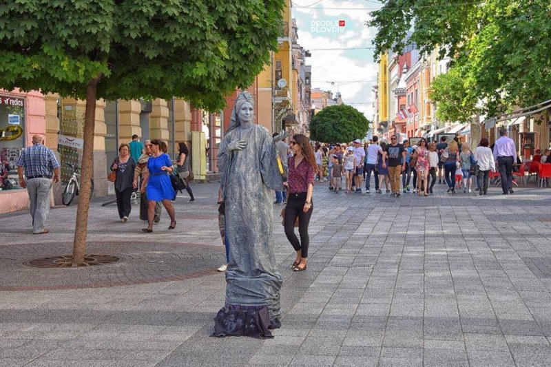 Книга описва 354 любопитни причини да се гордеем, че сме пловдивчани
