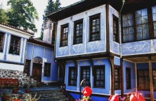 chudesni-izlozhbi-ochakvat-tseniteli-091.jpg