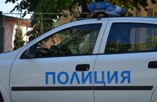 mobilni-politsai-poseshtavat-selishta-885.jpg