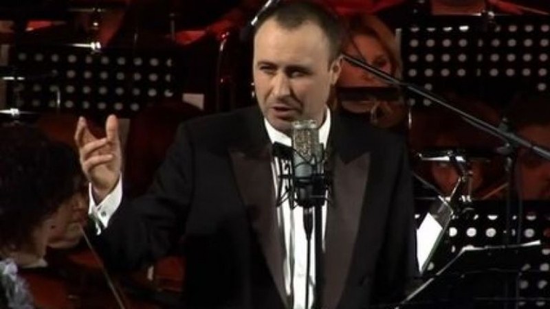 Руслан Мъйнов с емоционален концерт  “Любими руски песни” в лятно кино „Орфей“
