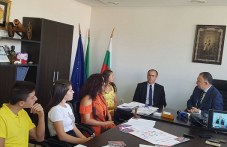 170-proekta-realiziraha-momchetata-i-190.jpg