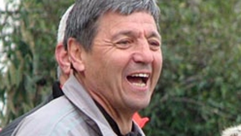ПФК “Ботев“ поздрави за рождения ден легендата на “жълто-черните“ Петър Зехтински