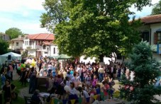 mnogo-muzika-ni-ochakva-prez-dalgiia-965.jpg