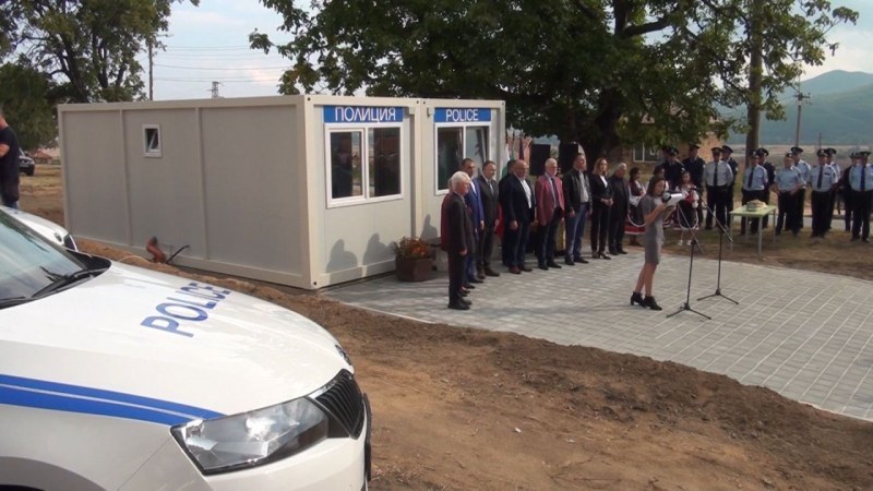 Шест полицейски служители ще пазят села в Карловско