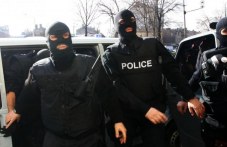 spetspolitsai-shturmuvaha-noshtno-386.jpg