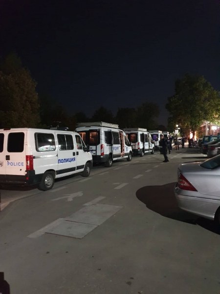 Акция! Спецполицаи провериха четири заведения в Пловдивска област