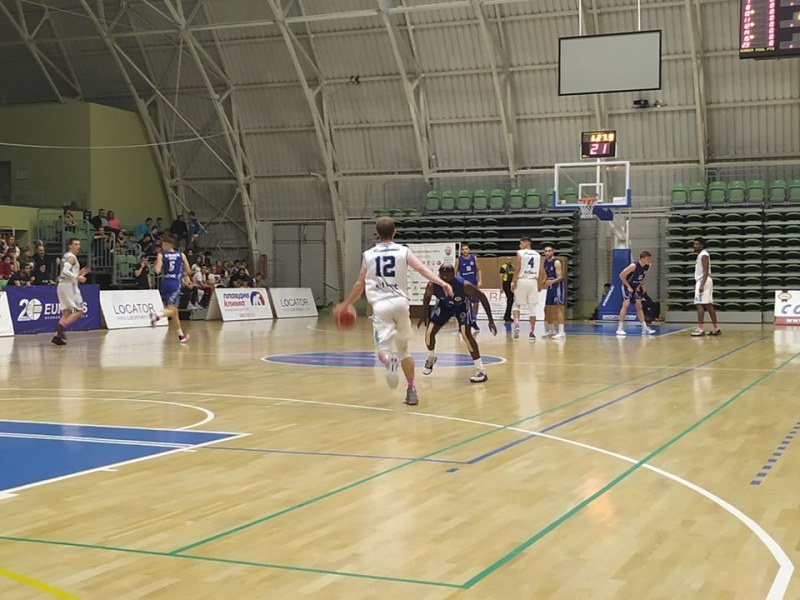 Академик Бултекс 99 разгроми Черноморец и грабна втора домакинска победа