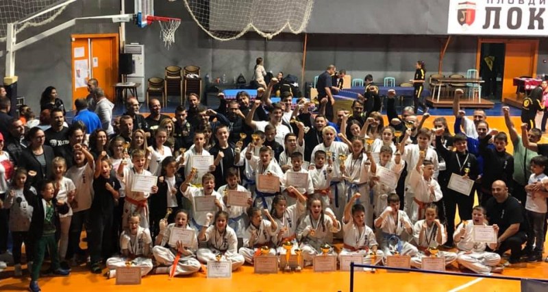 Асеновградските бойци обраха медалите на състезание в Пловдив
