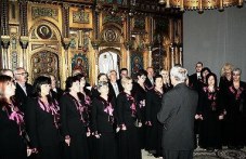 chitalishteto-karlovo-nabira-pevtsi-688.jpg