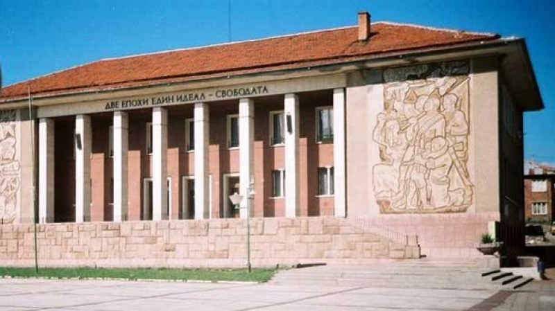 Перущица отбелязва Деня на будителите с тържествена програма