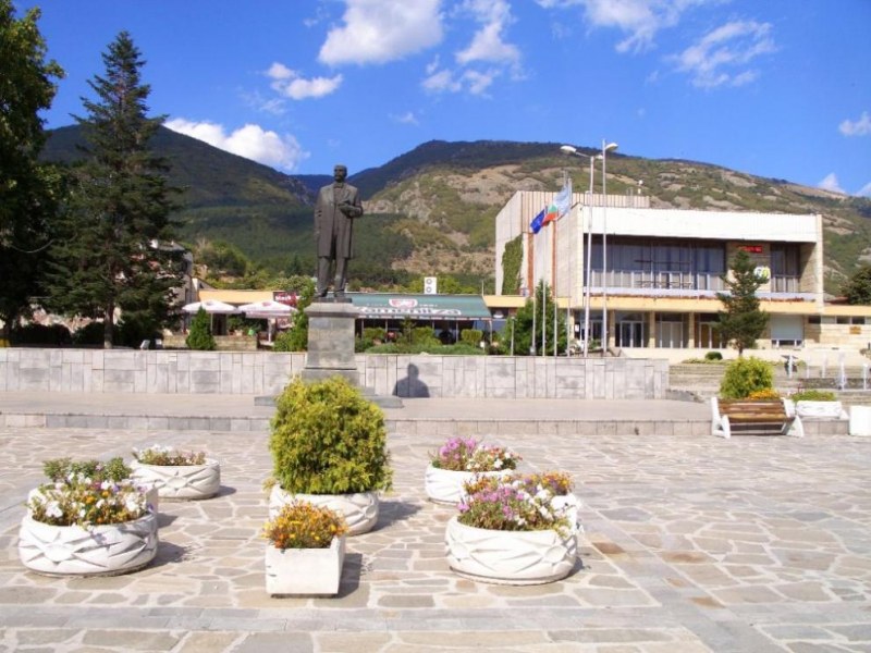 Съветници от 6 партии влизат в градския парламент в Сопот