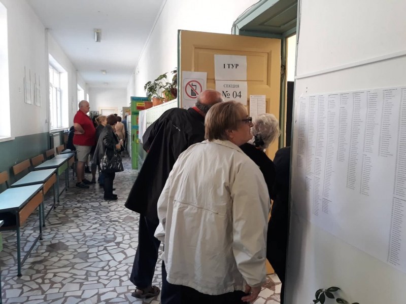 30 396 пловдивчани са пуснали бюлетини за балотаж до 12.30 часа