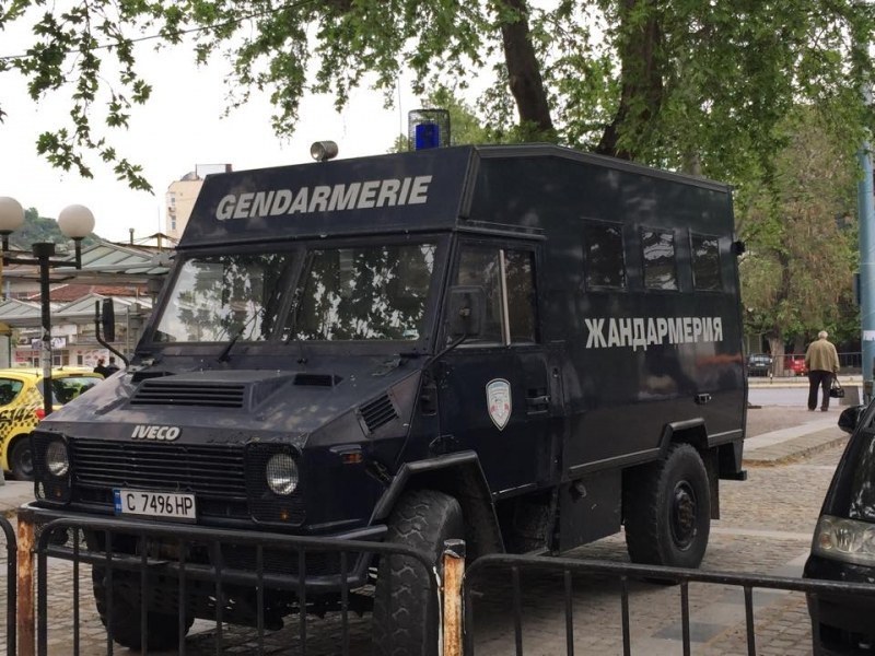 Полицията с драконовски мерки за мача между Ботев и Левски в Пловдив