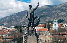 mezhdunaroden-konkurs-ese-posveteno-518.jpg