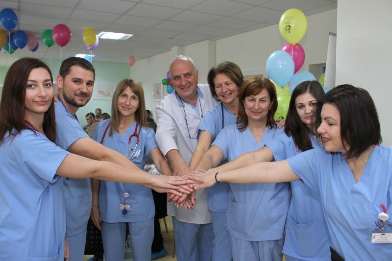 Пловдивската АГ болница „Селена“ посрещна специални гости по повод Световния ден на недоносените деца