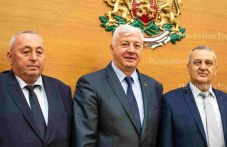 zdravko-dimitrov-iskame-betonniiat-most-375.jpg