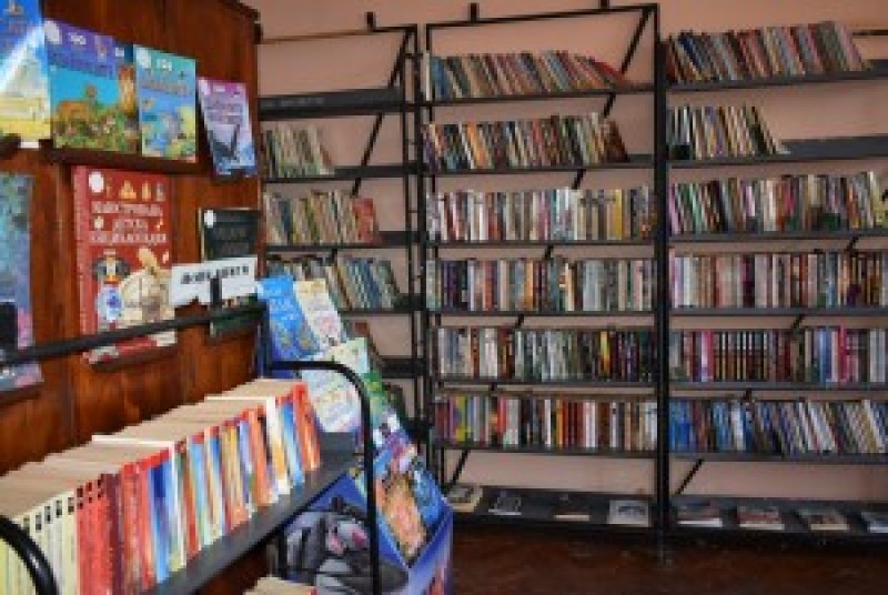 Нови книги спечели читалище в Асеновградско, любими заглавия обновяват библиотеката