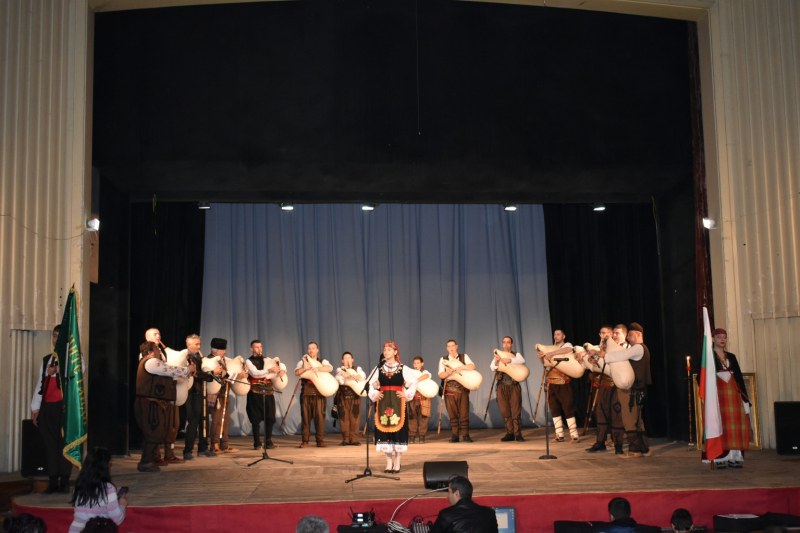 Празничен концерт зарадва асеновградчани за Деня на християнското семейство