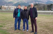 nov-starshi-treniaor-oglavi-futbolniia-638.jpg