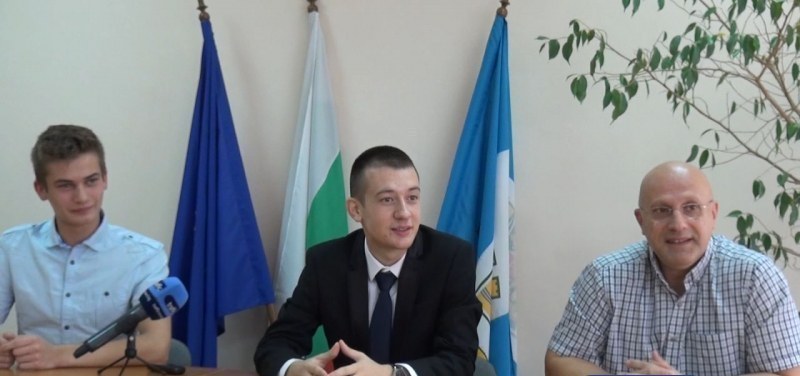 Първата среща на младежкия омбудсман в Пловдив с ученическите съвети е днес
