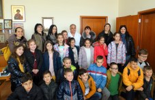 malki-no-golemi-sartsa-tretoklasnitsi-254.jpg