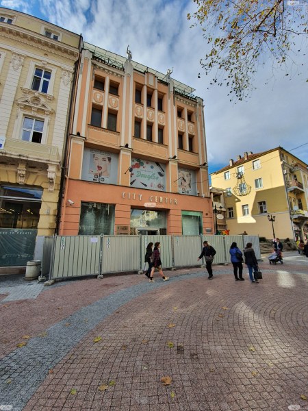 Известен бизнесмен взе City Center на Главната в Пловдив, започва ремонт