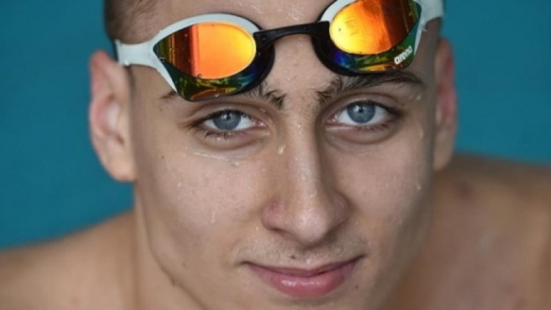 Пловдивският талант Йосиф Миладинов подобри пореден рекорд в плуването