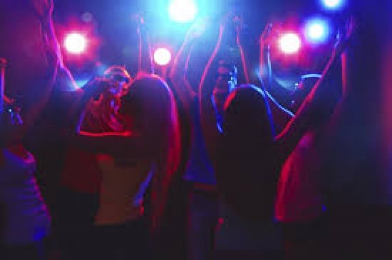 Полицията с ударна акция по нощните клубове в Пловдивско, две дискотеки затворени
