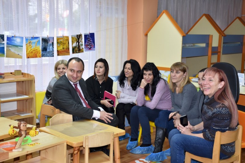 Враца се учи от Пловдив по програмата „Монтесори“