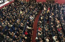 Крушарски на Черно-бялата Коледа в Драматичния театър: Нищо не може да се случи без вяра! krusharski-cherno-bialata-koleda-489.jpeg