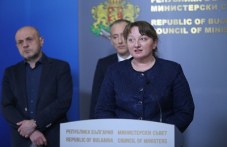 podpomagat-semeistvata-varnatite-423.jpg