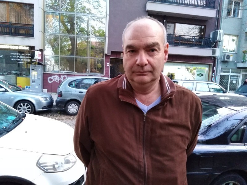 Психиатър за празничната депресия: Да не си купуваме емоции, а да си ги създадем