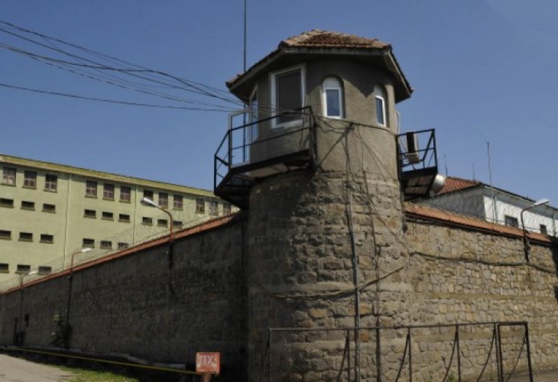 Как празнуваха затворниците в Пловдив? С ракия, но без “За много години!“