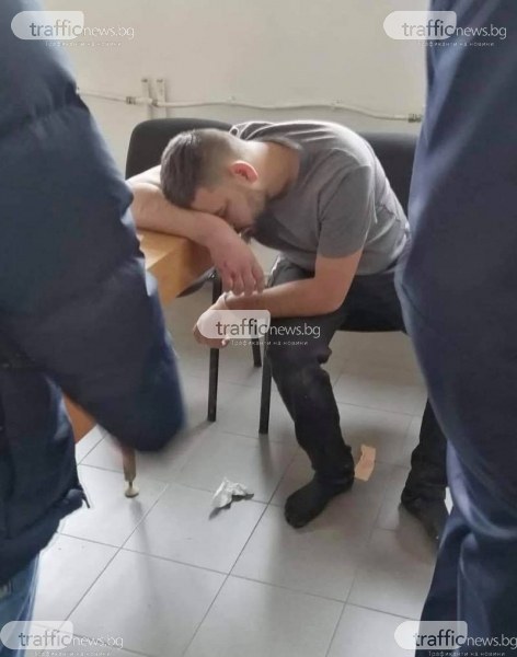 21-годишният шофьор, който помете две коли в Калековец, бил с 2,6 промила алкохол в кръвта