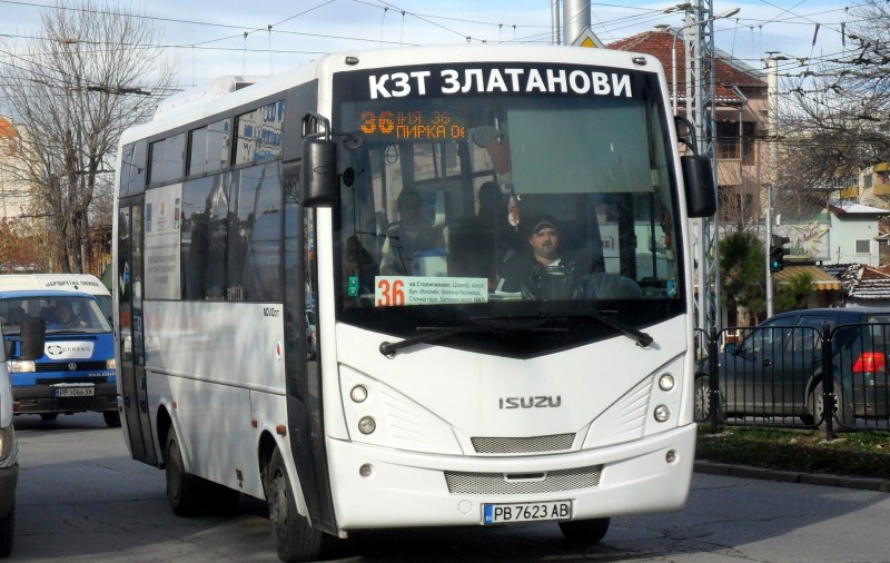 Пловдивчанка е с контузия на главата след рязка спирачка на автобус