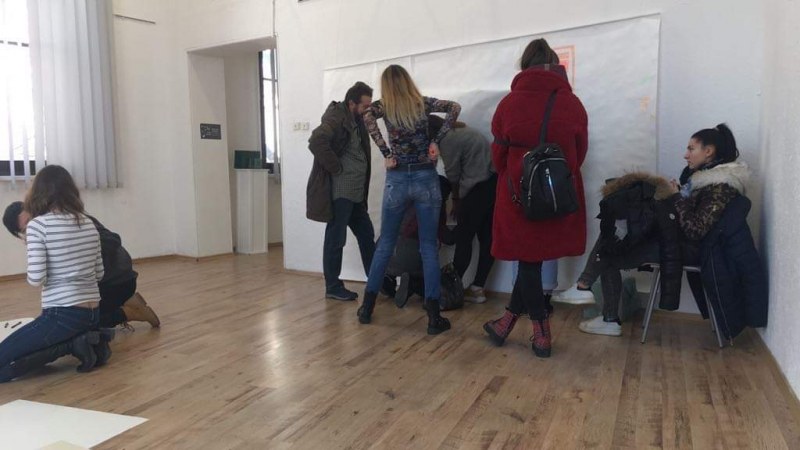 Хепънингът „Усмихни се, Пловдив!“ започна с ентусиазма на група ученици